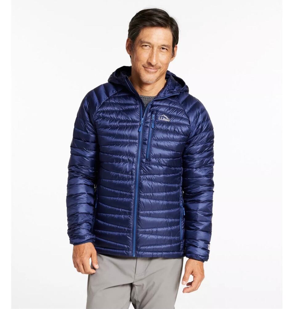 NWT L.L. Bean Ultralight 850 Packable Down Sweater Hooded Jacket Size M